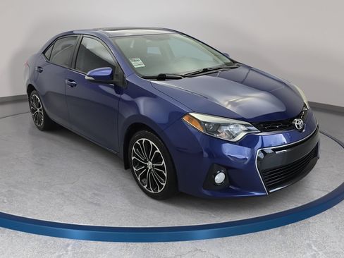 Used 2014 Toyota Corolla S FWD image 3