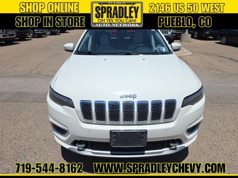 Used 2019 Jeep Cherokee Overland w/ Technology Group AWD/4WD image 2
