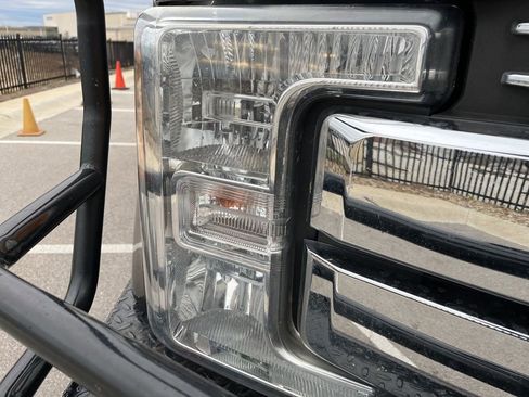 Used 2017 Ford F350 Lariat w/ Lariat Ultimate Package image 17