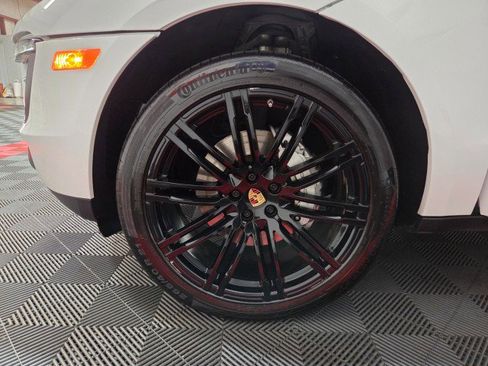 Used 2016 Porsche Macan S image 76