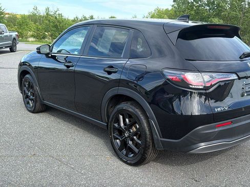 Used 2024 Honda HR-V Sport image 10