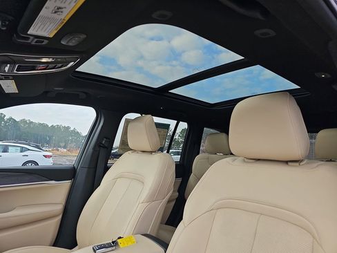 Used 2022 Jeep Grand Cherokee Limited 4xe w/ Luxury Tech Group II image 34