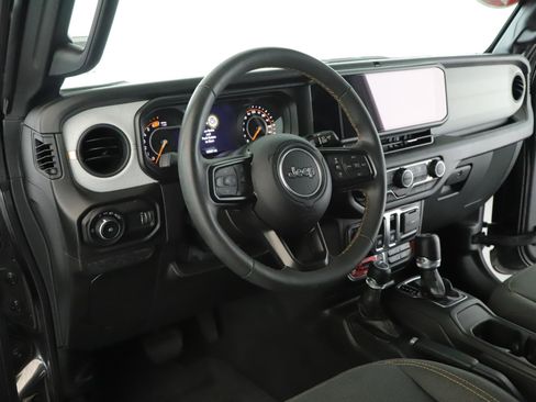 Used 2024 Jeep Wrangler Sport AWD/4WD image 2