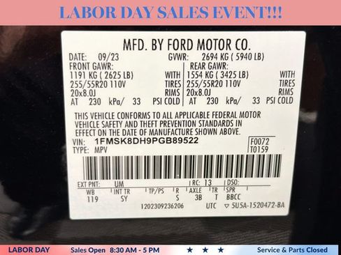 Used 2023 Ford Explorer XLT w/ Equipment Group 202A AWD/4WD image 33