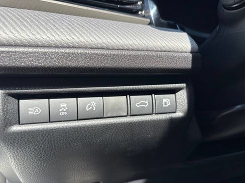 Used 2026 Toyota Camry SE w/ Convenience Package FWD image 18