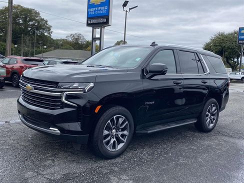 Used 2024 Chevrolet Tahoe LT w/ Luxury Package image 3
