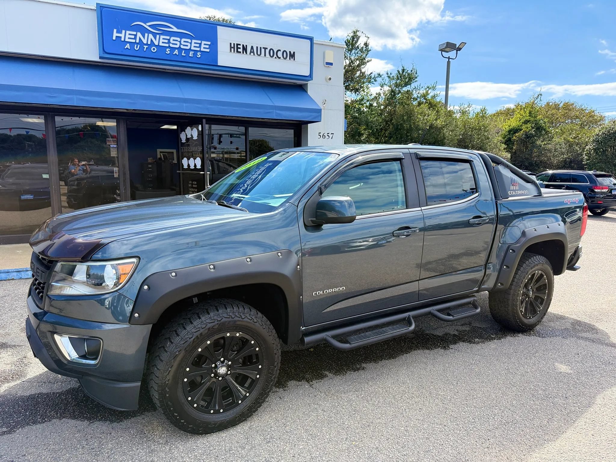 Used 2019 Chevrolet Colorado LT w/ LT Convenience Package AWD/4WD image 15