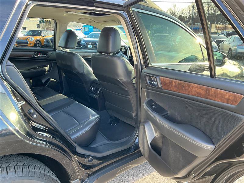 Used 2017 Subaru Outback 2.5i Limited AWD/4WD image 38