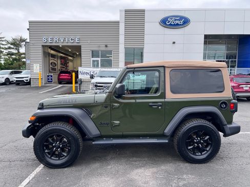 Used 2021 Jeep Wrangler Sport AWD/4WD image 5