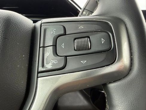 Used 2023 Chevrolet Silverado 1500 LT AWD/4WD image 20