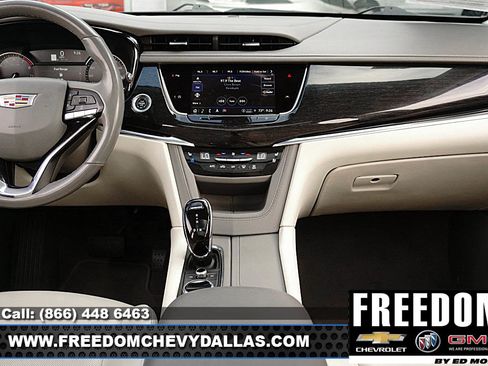 Certified 2023 Cadillac XT6 Premium Luxury image 17
