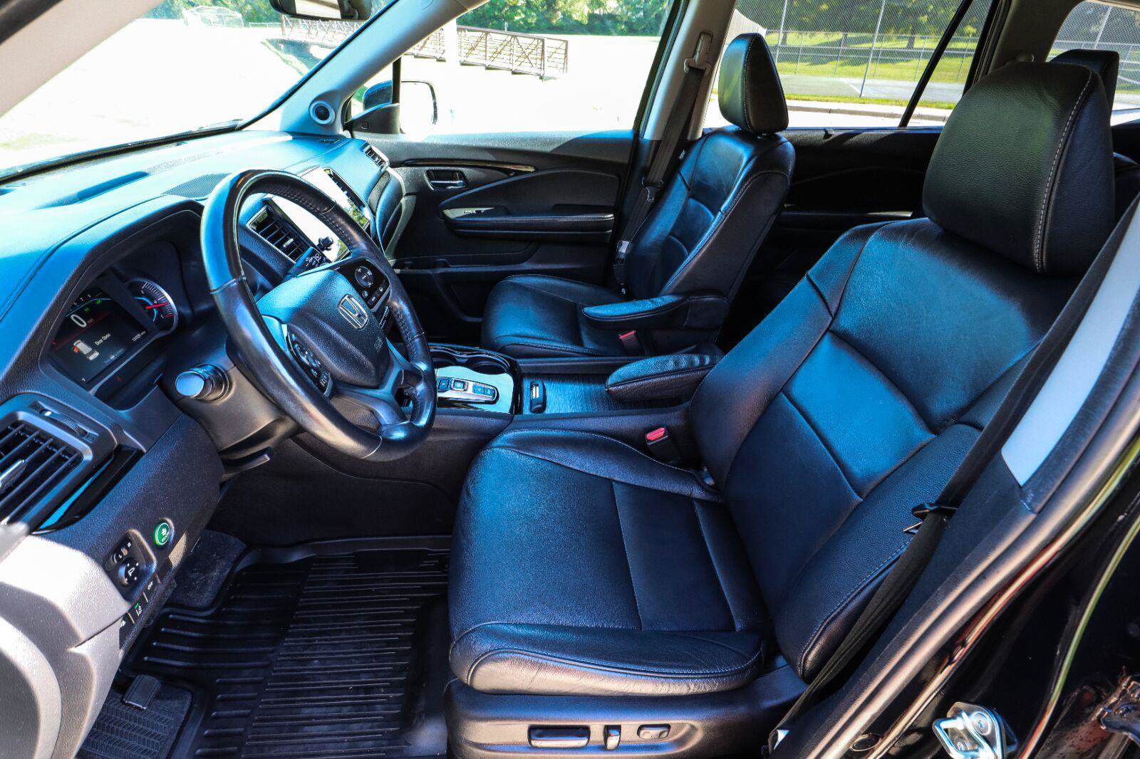 Used 2019 Honda Pilot Touring image 38