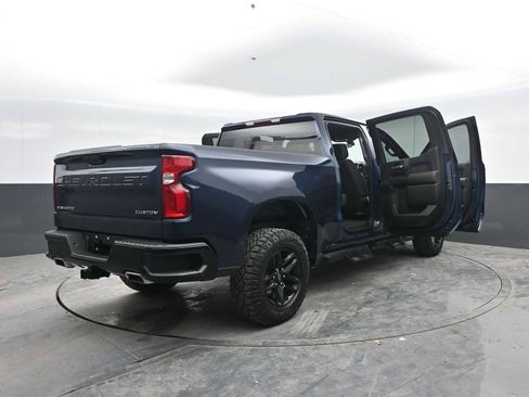 Used 2021 Chevrolet Silverado 1500 Custom Trail Boss AWD/4WD image 54