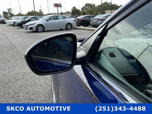 Used 2024 Nissan Altima 2.5 S FWD image 10