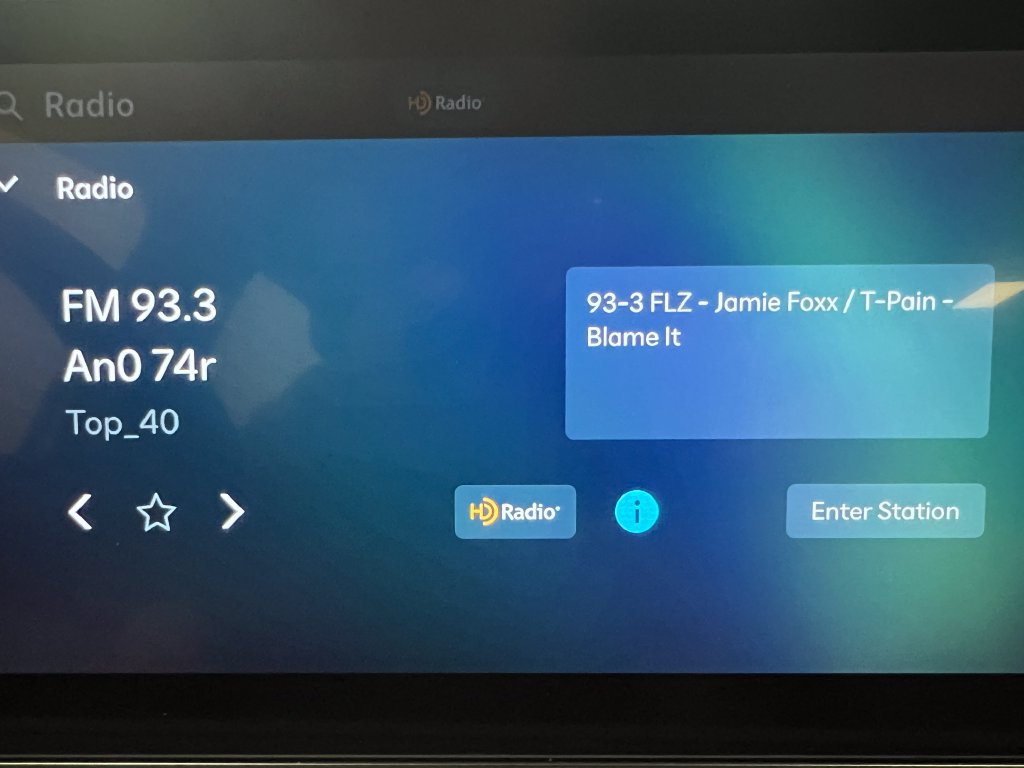 Used 2025 Hyundai Tucson SEL FWD image 19