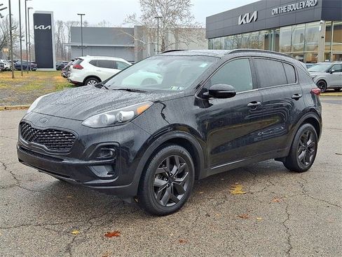 Certified 2022 Kia Sportage Nightfall Edition image 3