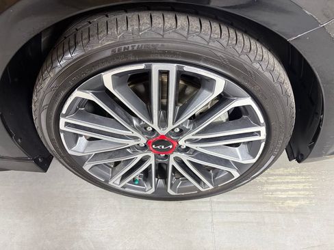 Used 2023 Kia Forte GT w/ GT2 Package FWD image 11