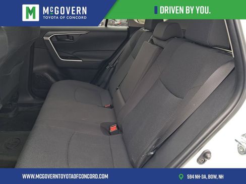 Used 2023 Toyota RAV4 LE image 10