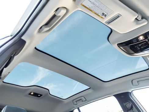 Used 2024 Lexus RZ 300e Premium image 13