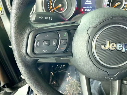 Used 2021 Jeep Wrangler Unlimited Willys image 13
