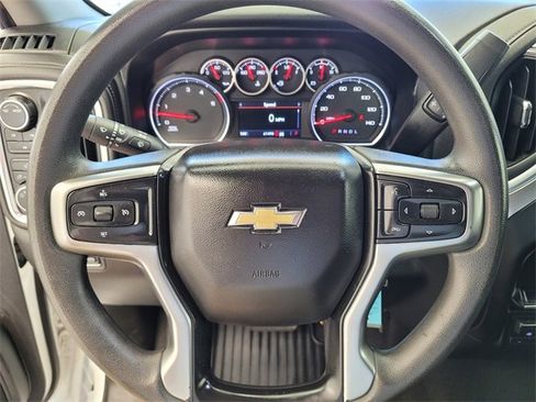 Used 2020 Chevrolet Silverado 2500 LT w/ Z71 Off-Road Package image 28