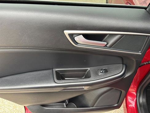 Certified 2024 Ford Edge SEL w/ Convenience Package AWD/4WD image 17