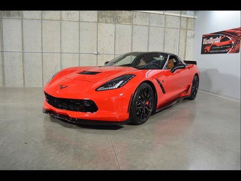 Used 2015 Chevrolet Corvette Stingray Coupe w/ 2LT Preferred Equipment Group RWD image 4