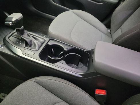 Used 2025 Kia K4 FWD image 26