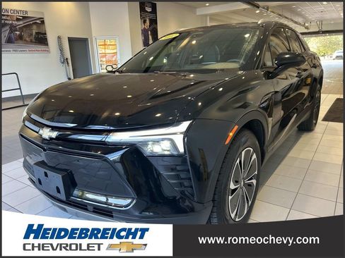 Used 2024 Chevrolet Blazer EV LT AWD/4WD image 6
