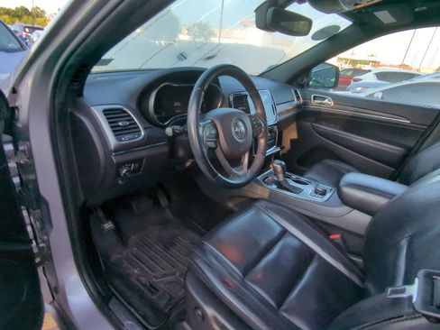 Used 2019 Jeep Grand Cherokee Limited AWD/4WD image 7
