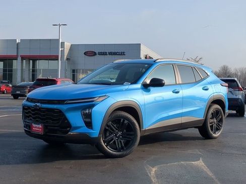 Used 2026 Chevrolet Trax ACTIV w/ Driver Confidence Package image 2