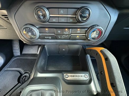 Used 2024 Ford Bronco Badlands AWD/4WD image 28