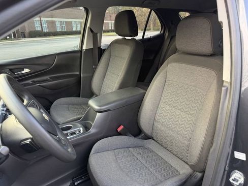Used 2022 Chevrolet Equinox LT image 13