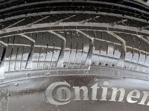 Used 2025 BMW X2 xDrive28i image 11