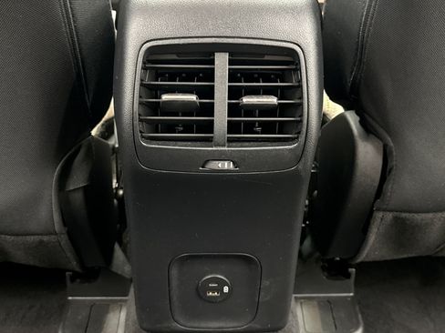 Used 2022 Ford Escape SE w/ Convenience Package FWD image 16