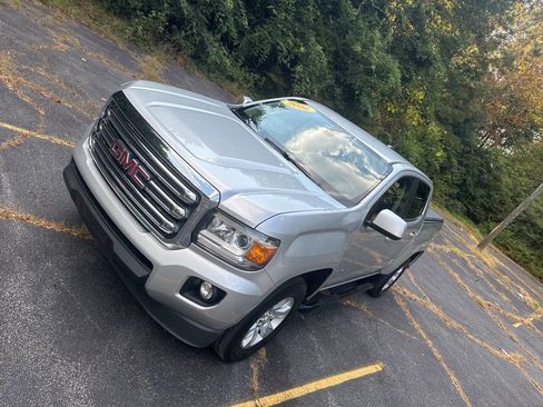 Used 2016 GMC Canyon SLE w/ SLE Convenience Package image 15