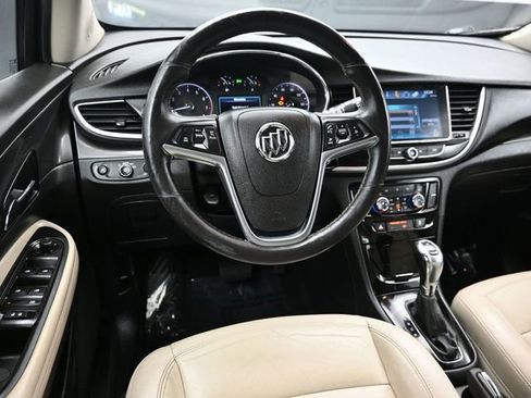 Used 2017 Buick Encore Essence FWD image 11