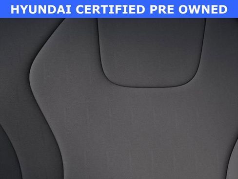 Certified 2025 Hyundai Elantra SEL image 17