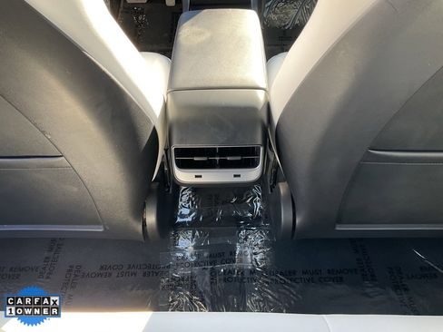 Used 2018 Tesla Model 3 Long Range image 34
