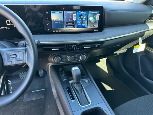 New 2026 Nissan Kicks S image 28