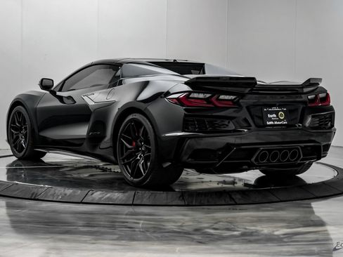 Used 2026 Chevrolet Corvette Z06 RWD image 13