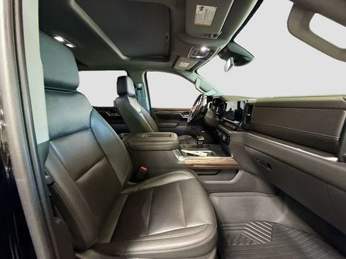 Used 2022 Chevrolet Silverado 1500 LT Trail Boss w/ LT Trail Boss Premium Package AWD/4WD image 26