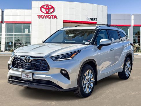 New 2026 Toyota Highlander Limited AWD/4WD image 3