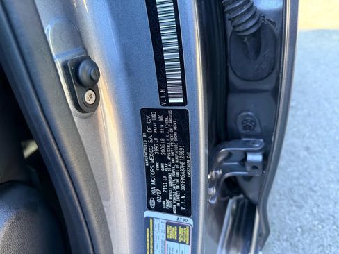 Used 2017 Kia Forte SX FWD image 26