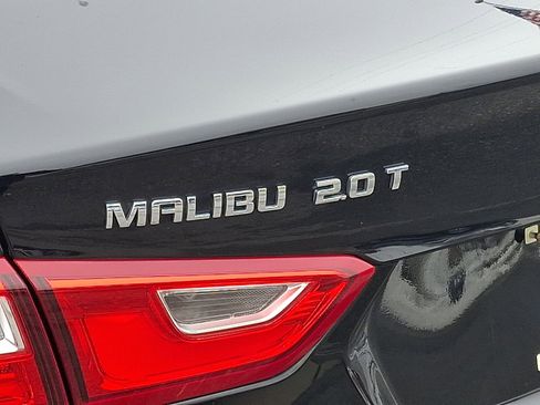 Used 2017 Chevrolet Malibu Premier w/ Premier Sun and Wheel Package image 32