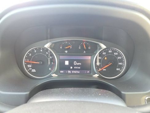 Used 2023 GMC Acadia SLT FWD image 7