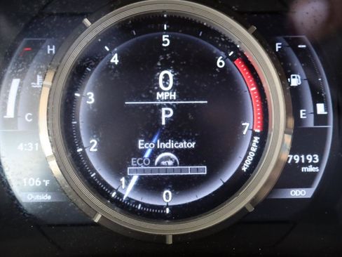 Used 2018 Lexus IS 300 RWD image 22