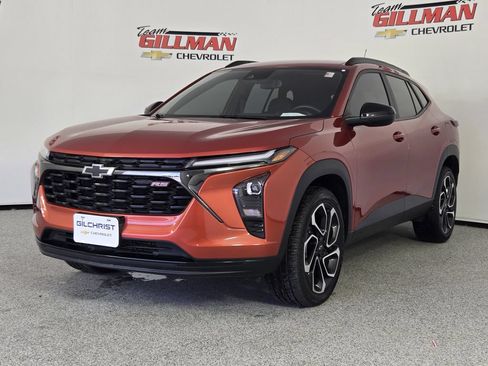 Used 2024 Chevrolet Trax RS FWD image 3
