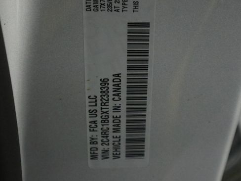 New 2026 Chrysler Pacifica Select image 37