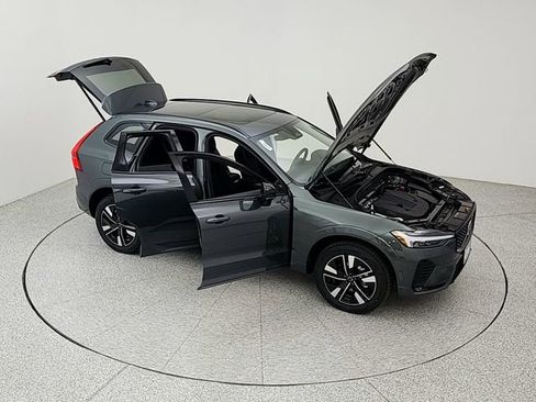 New 2026 Volvo XC60 B5 Plus w/ Protection Package Premier image 22